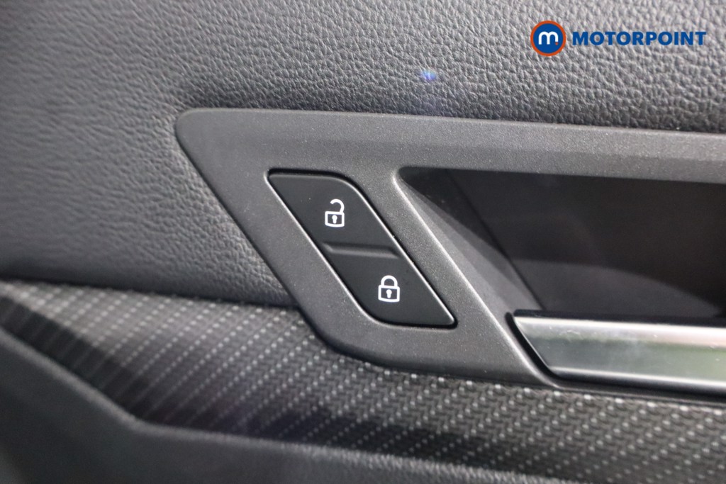 Volkswagen Golf R Automatic Petrol Hatchback - Stock Number (1596615) - 3rd supplementary image