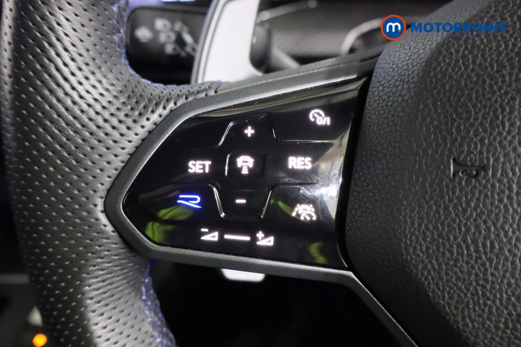 Volkswagen Golf R Automatic Petrol Hatchback - Stock Number (1596615) - 13th supplementary image