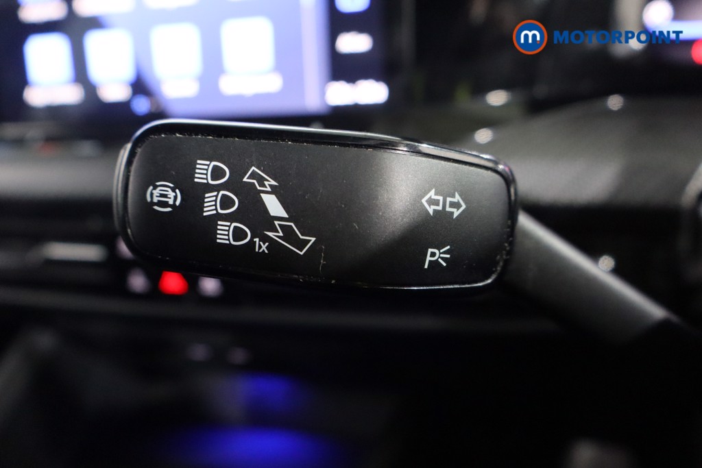 Volkswagen Golf R Automatic Petrol Hatchback - Stock Number (1596615) - 15th supplementary image