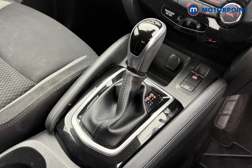 Nissan Qashqai Acenta Premium Automatic Petrol SUV - Stock Number (1596861) - 12th supplementary image