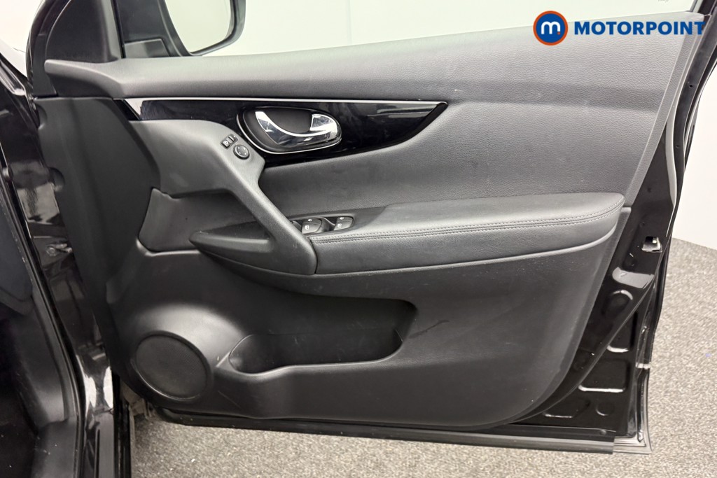 Nissan Qashqai Acenta Premium Automatic Petrol SUV - Stock Number (1596861) - 17th supplementary image