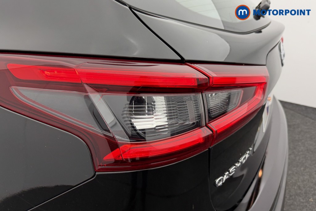 Nissan Qashqai Acenta Premium Automatic Petrol SUV - Stock Number (1596861) - 25th supplementary image