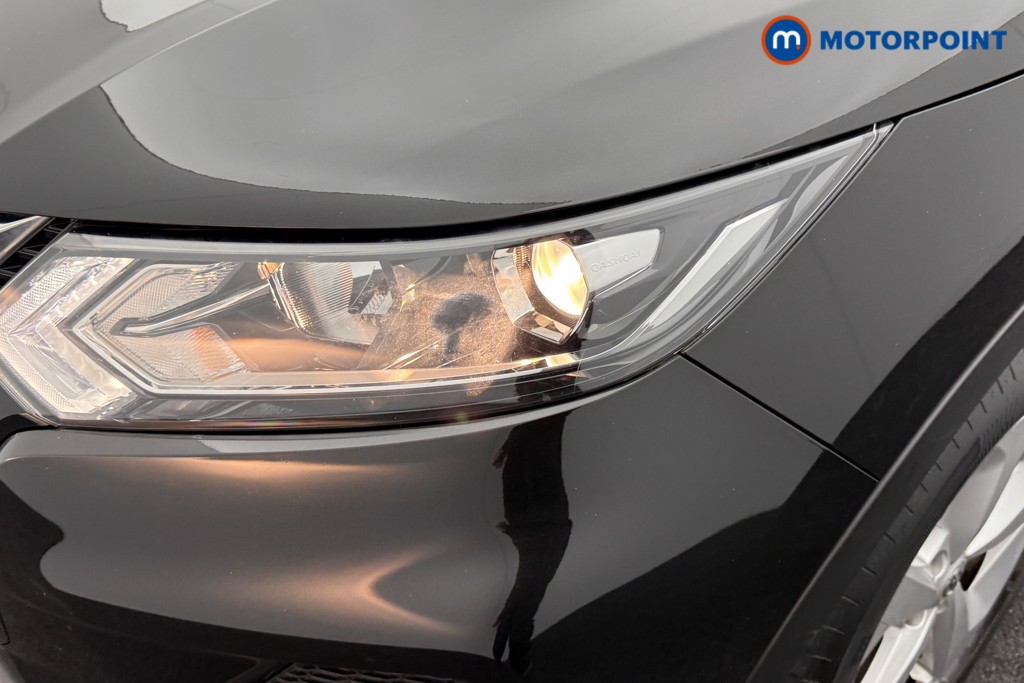 Nissan Qashqai Acenta Premium Automatic Petrol SUV - Stock Number (1596861) - 27th supplementary image