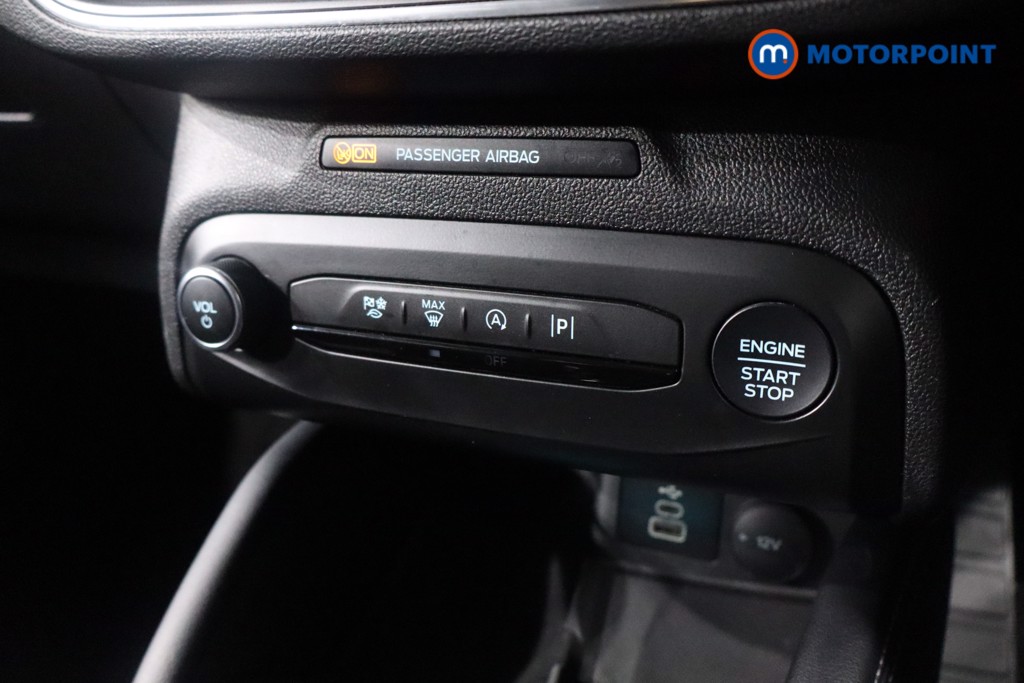 Ford Focus Titanium X Manual Petrol Hatchback - Stock Number (1596927) - 19th supplementary image