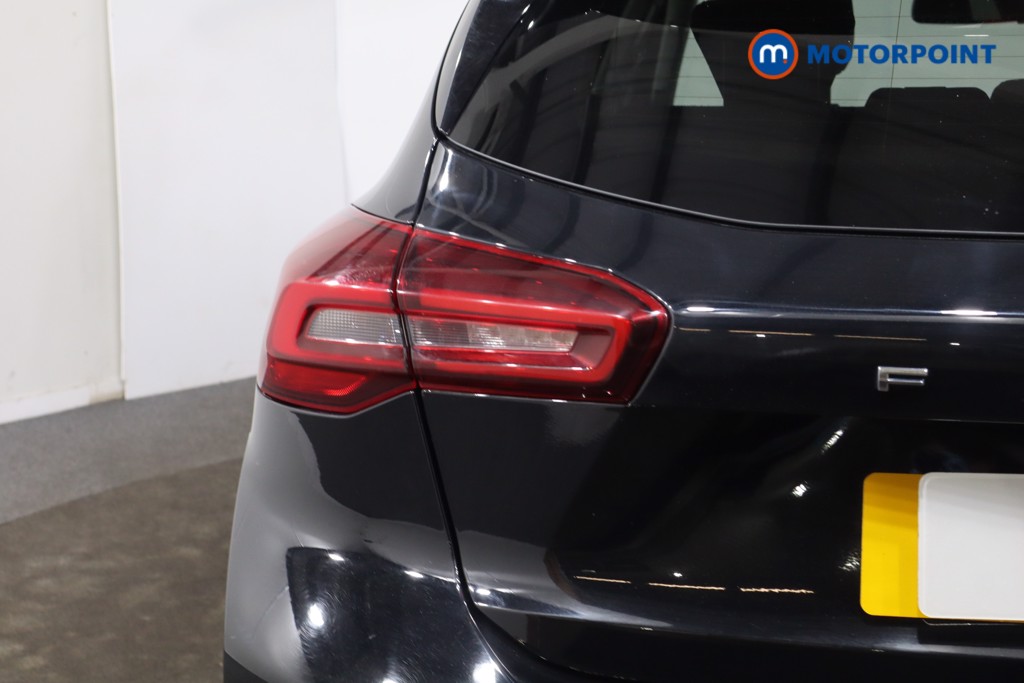 Ford Focus Titanium X Manual Petrol Hatchback - Stock Number (1596927) - 36th supplementary image