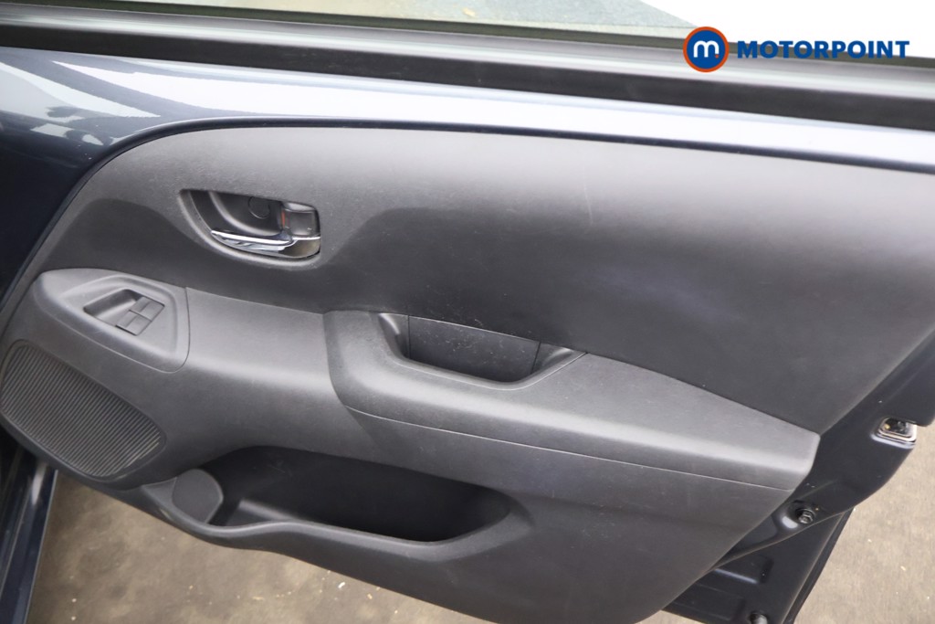 Toyota Aygo X-Clusiv 2 Manual Petrol Hatchback - Stock Number (1597158) - 12th supplementary image