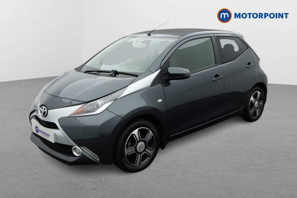 Toyota Aygo X-Clusiv 2 Manual Petrol Hatchback - Stock Number (1597158) - Passenger side front corner