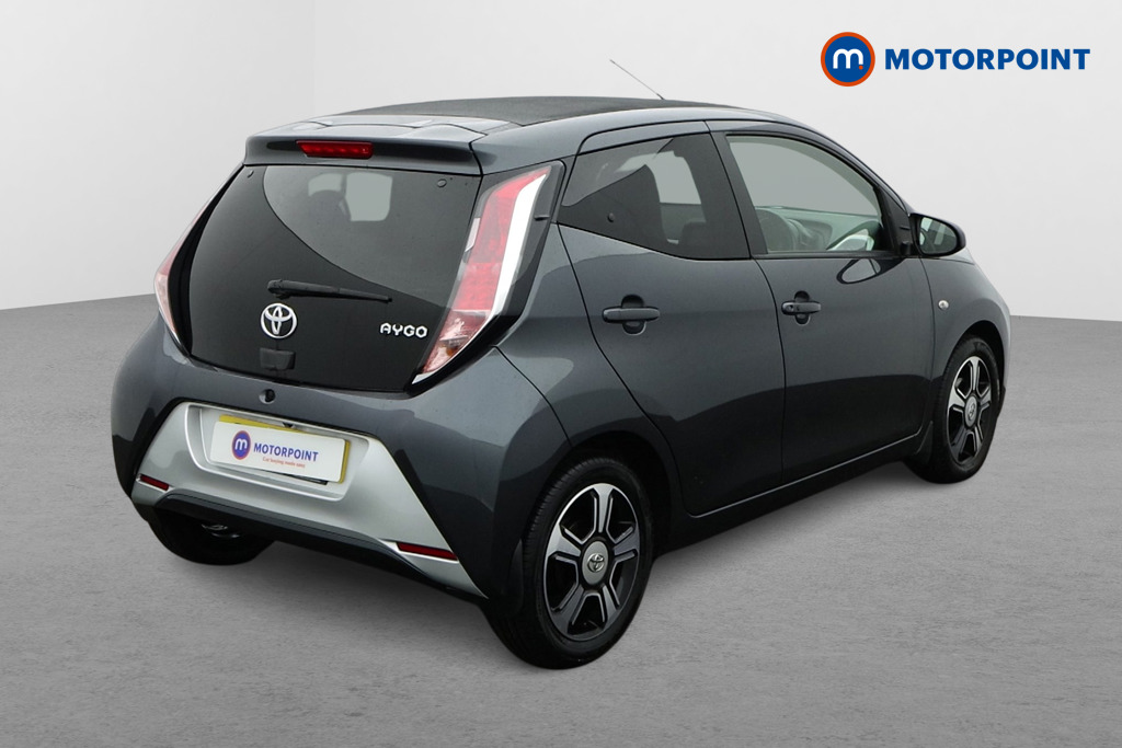 Toyota Aygo X-Clusiv 2 Manual Petrol Hatchback - Stock Number (1597158) - Drivers side rear corner
