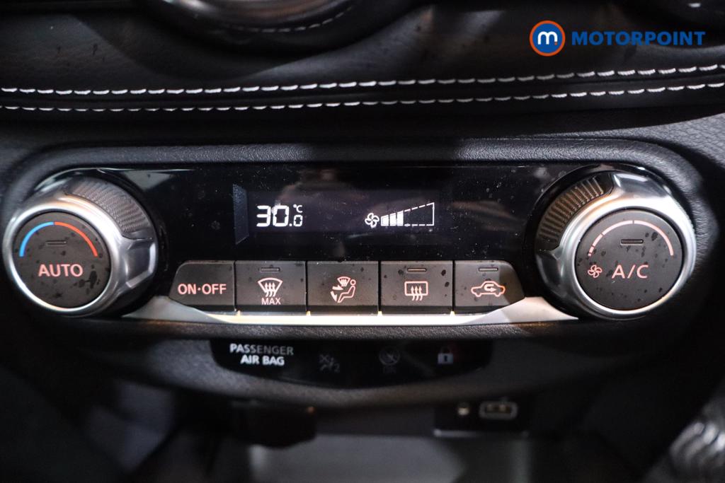 Nissan Juke N-Connecta Manual Petrol SUV - Stock Number (1597216) - 4th supplementary image