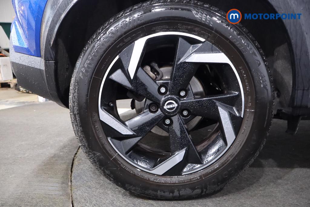 Nissan Juke N-Connecta Manual Petrol SUV - Stock Number (1597216) - 23rd supplementary image