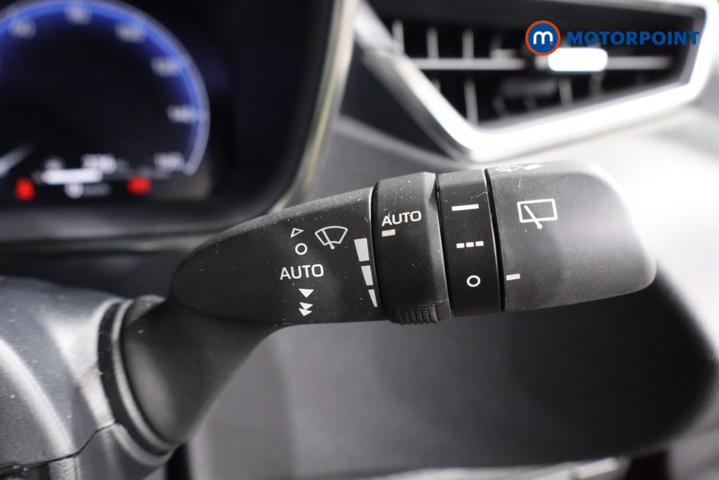 Toyota Corolla Excel Automatic Petrol-Electric Hybrid Hatchback - Stock Number (1597304) - 17th supplementary image