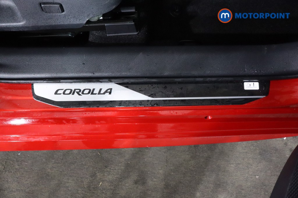 Toyota Corolla Excel Automatic Petrol-Electric Hybrid Hatchback - Stock Number (1597304) - 20th supplementary image