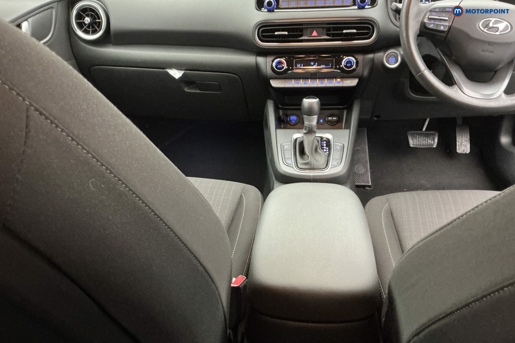Hyundai Kona Premium Automatic Petrol-Electric Hybrid SUV - Stock Number (1598455) - 12th supplementary image