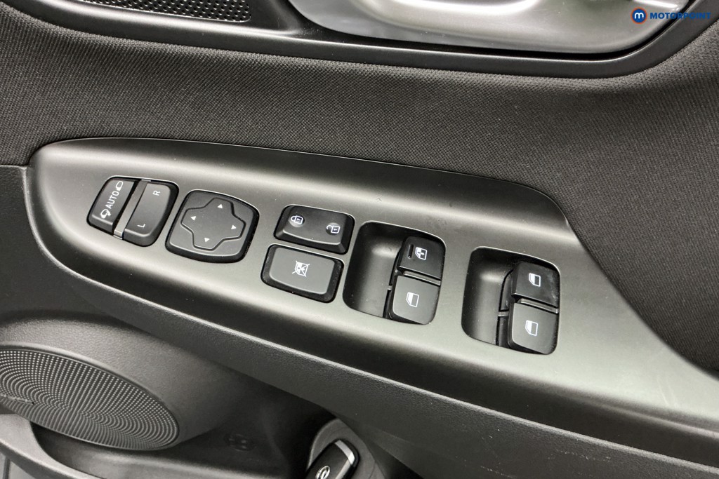 Hyundai Kona Premium Automatic Petrol-Electric Hybrid SUV - Stock Number (1598455) - 23rd supplementary image