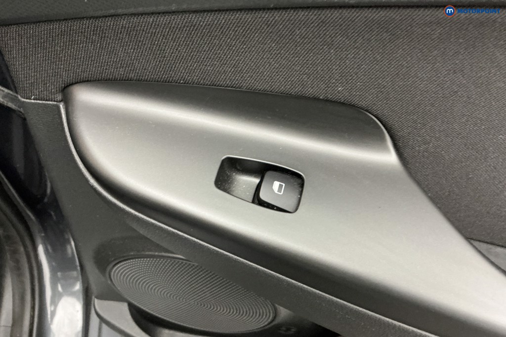 Hyundai Kona Premium Automatic Petrol-Electric Hybrid SUV - Stock Number (1598455) - 25th supplementary image