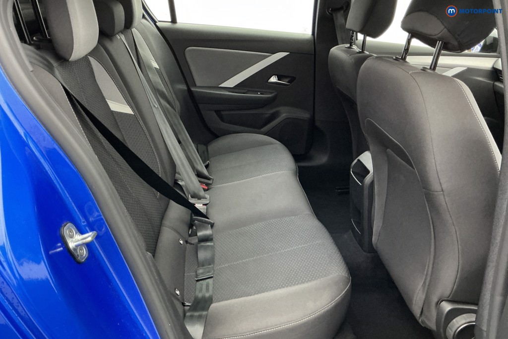 Vauxhall Astra Design Manual Petrol Hatchback - Stock Number (1598461) - 5th supplementary image