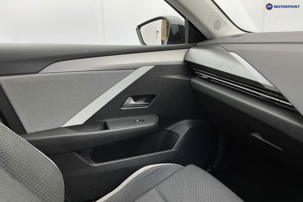 Vauxhall Astra Design Manual Petrol Hatchback - Stock Number (1598461) - 20th supplementary image