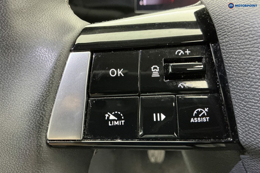 Vauxhall Astra Design Manual Petrol Hatchback - Stock Number (1598461) - 21st supplementary image