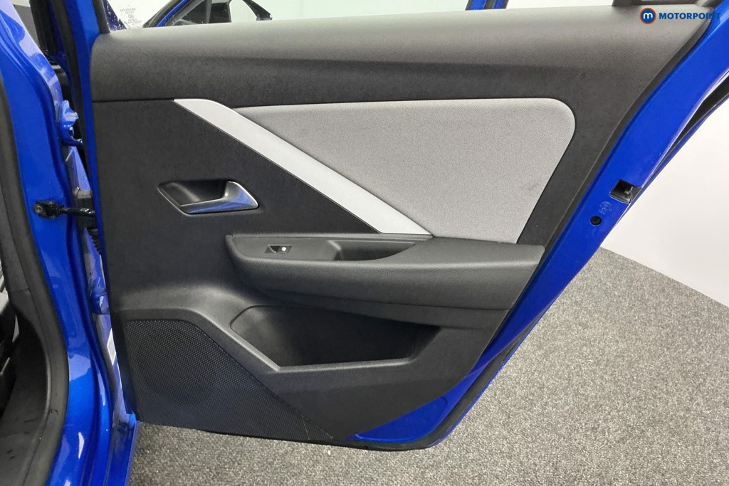 Vauxhall Astra Design Manual Petrol Hatchback - Stock Number (1598461) - 27th supplementary image