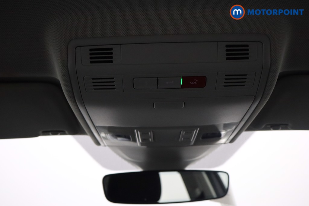 Volkswagen Taigo Life Manual Petrol SUV - Stock Number (1598463) - 9th supplementary image