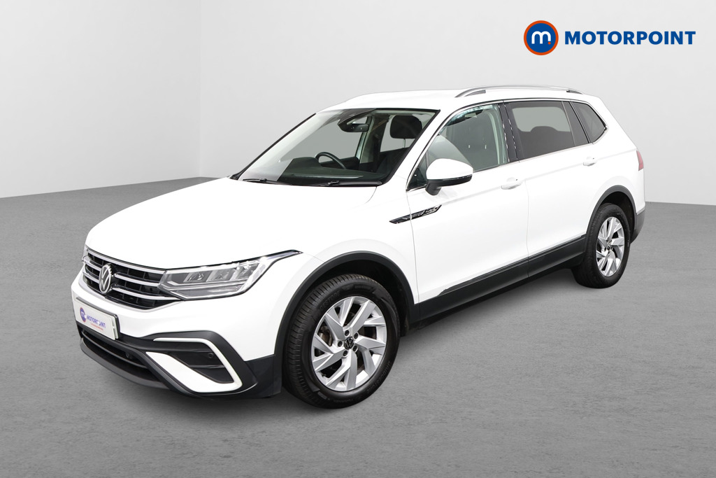 Volkswagen Tiguan Allspace Life Manual Petrol SUV - Stock Number (1598758) - Passenger side front corner