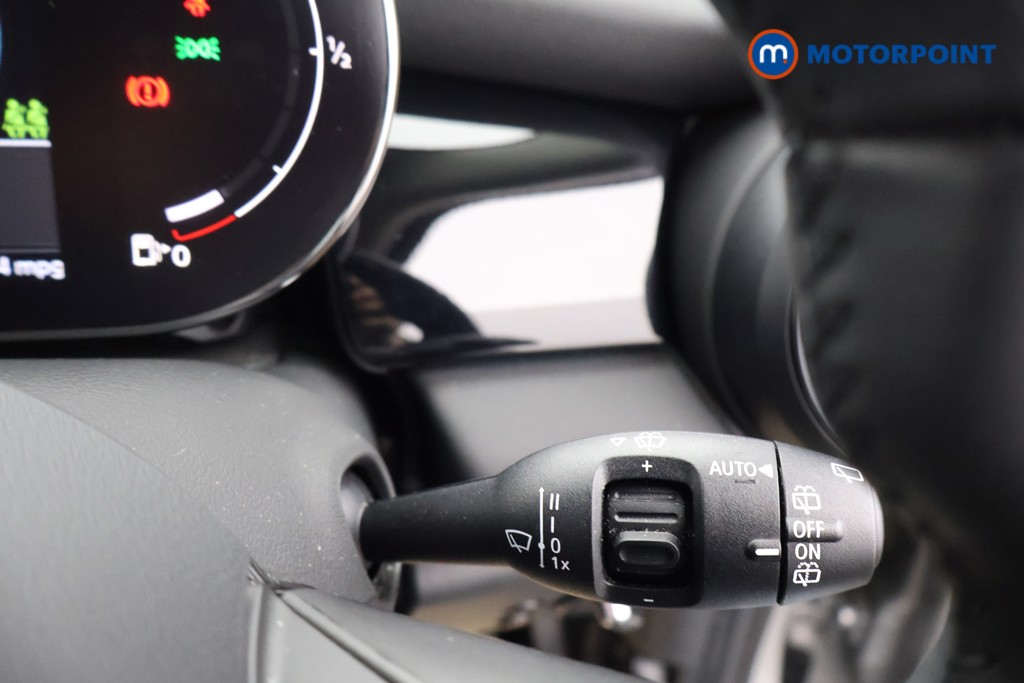 Mini Hatchback Cooper Classic Automatic Petrol Hatchback - Stock Number (1598866) - 6th supplementary image