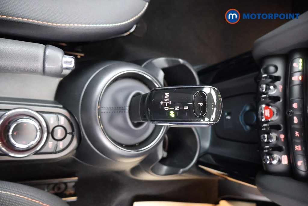 Mini Hatchback Cooper Classic Automatic Petrol Hatchback - Stock Number (1598866) - 9th supplementary image