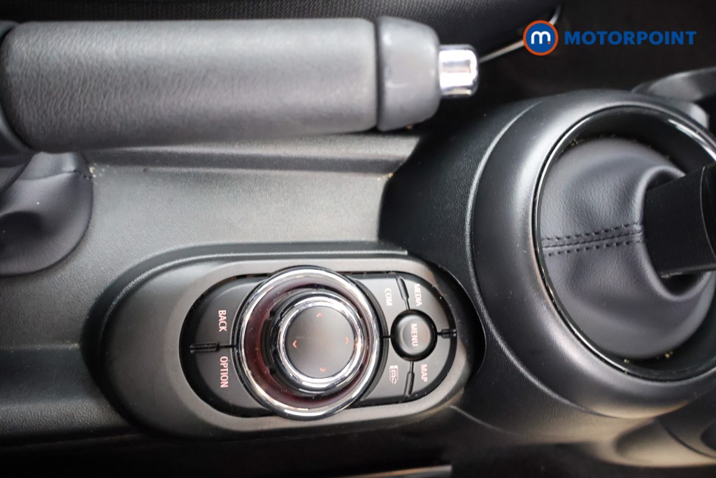 Mini Hatchback Cooper Classic Automatic Petrol Hatchback - Stock Number (1598866) - 10th supplementary image