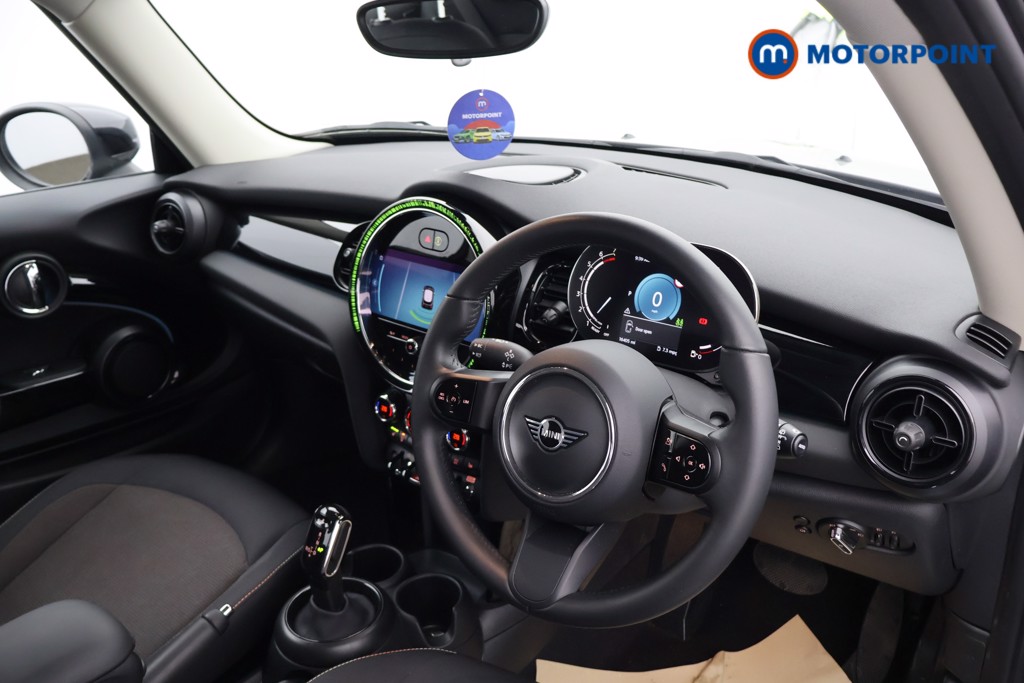 Mini Hatchback Cooper Classic Automatic Petrol Hatchback - Stock Number (1598866) - 14th supplementary image