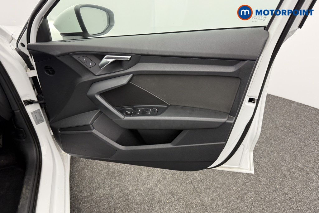 Audi A3 Technik Manual Petrol Hatchback - Stock Number (1599491) - 16th supplementary image