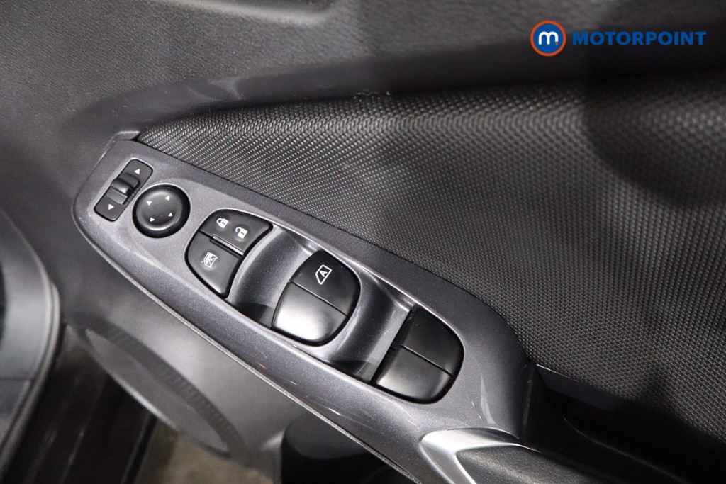 Nissan Juke Acenta Manual Petrol SUV - Stock Number (1599860) - 24th supplementary image