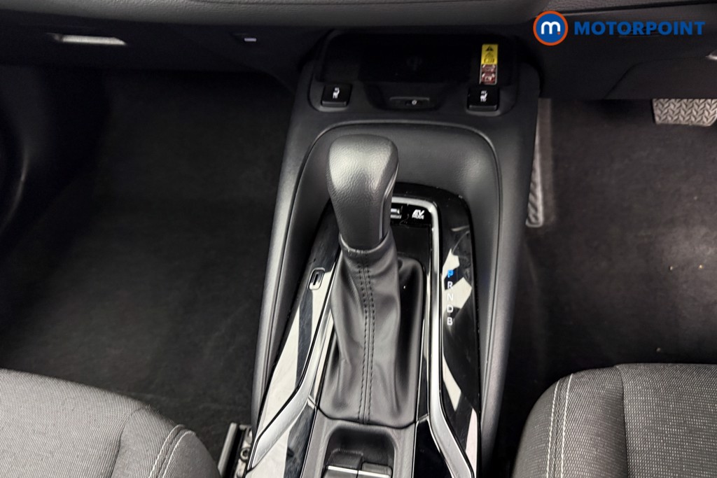 Toyota Corolla Icon Automatic Petrol-Electric Hybrid Estate - Stock Number (1600022) - 12th supplementary image