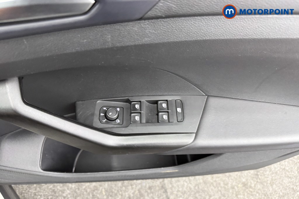 Volkswagen T-Cross Black Edition Manual Petrol SUV - Stock Number (1600491) - 17th supplementary image