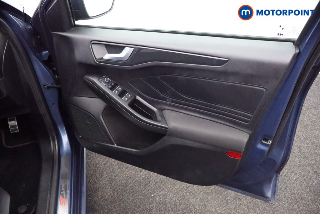 Ford Focus St-Line X Automatic Petrol Hatchback - Stock Number (1600556) - 20th supplementary image