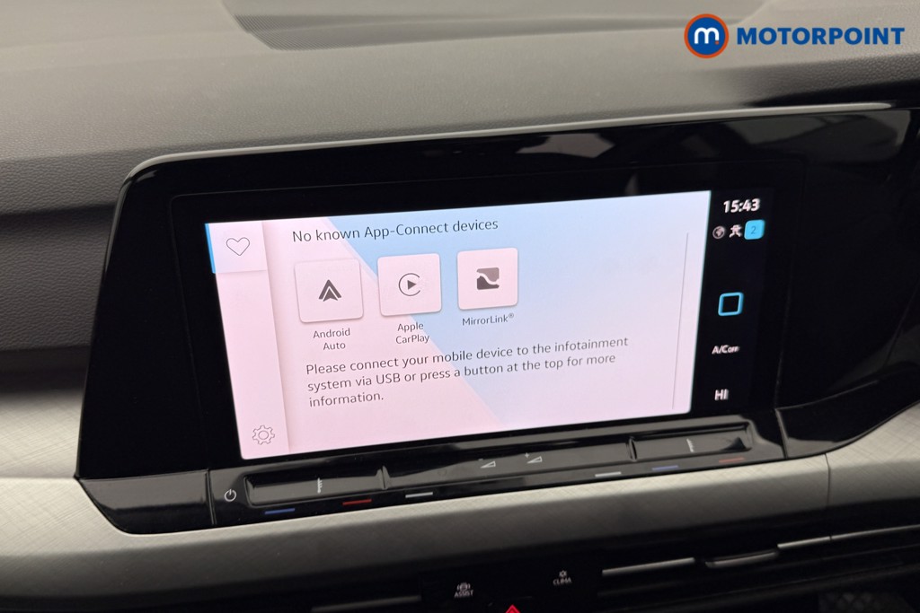 Volkswagen Golf Life Automatic Petrol Hatchback - Stock Number (1600702) - 2nd supplementary image