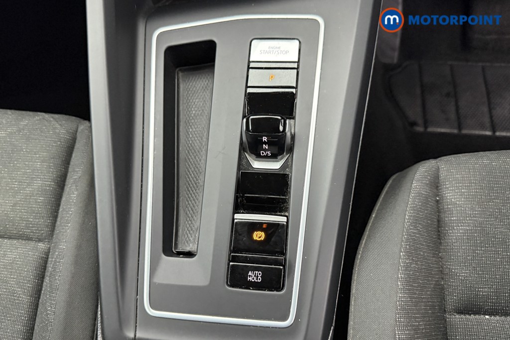 Volkswagen Golf Life Automatic Petrol Hatchback - Stock Number (1600702) - 12th supplementary image