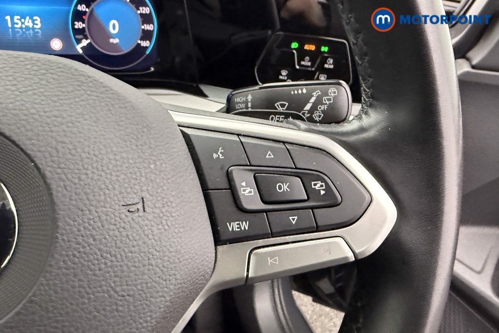 Volkswagen Golf Life Automatic Petrol Hatchback - Stock Number (1600702) - 14th supplementary image