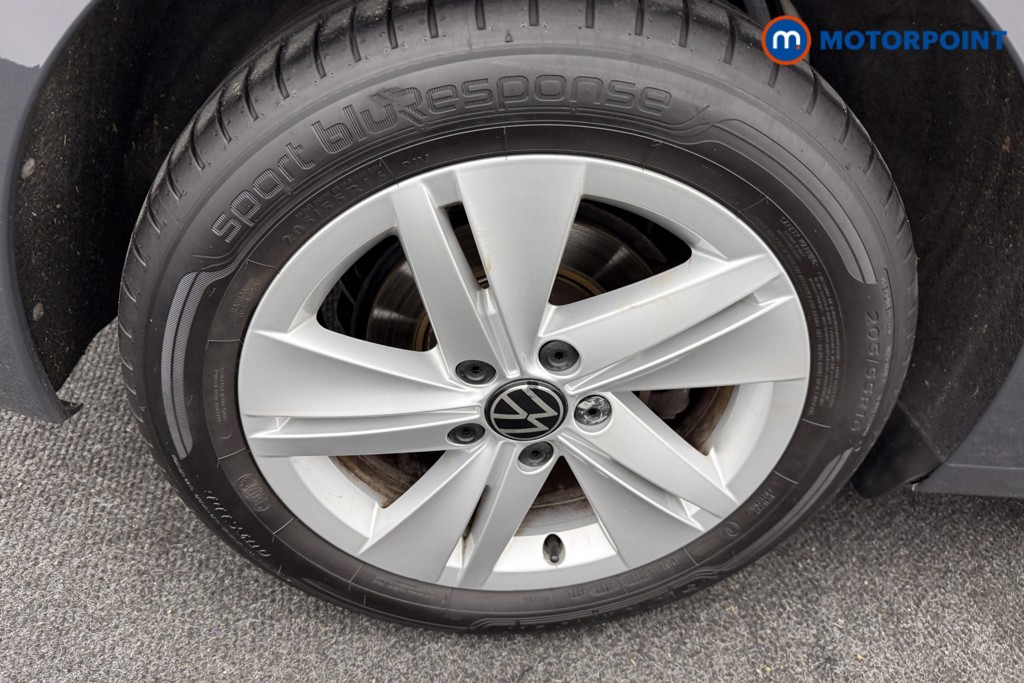 Volkswagen Golf Life Automatic Petrol Hatchback - Stock Number (1600702) - 35th supplementary image