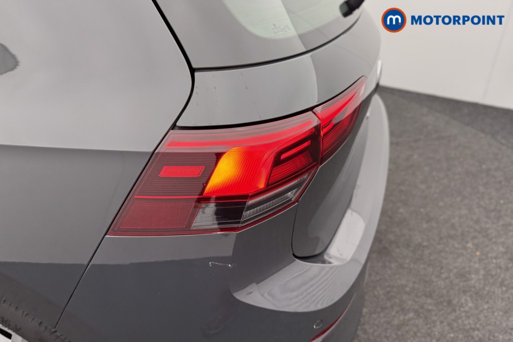 Volkswagen Golf Life Automatic Petrol Hatchback - Stock Number (1600702) - 46th supplementary image