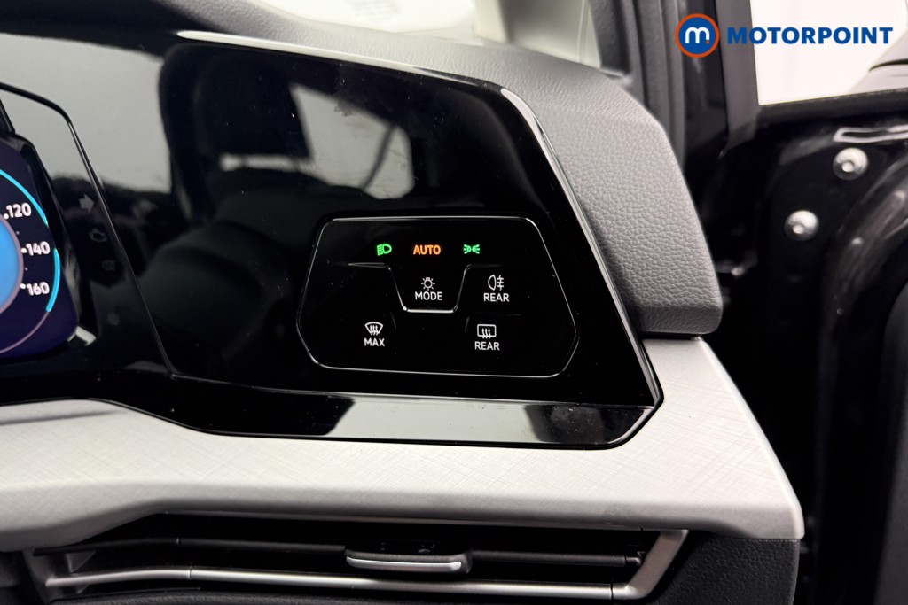 Volkswagen Golf Life Manual Petrol Hatchback - Stock Number (1600706) - 15th supplementary image