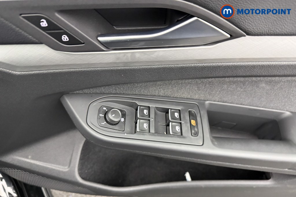 Volkswagen Golf Life Manual Petrol Hatchback - Stock Number (1600706) - 16th supplementary image