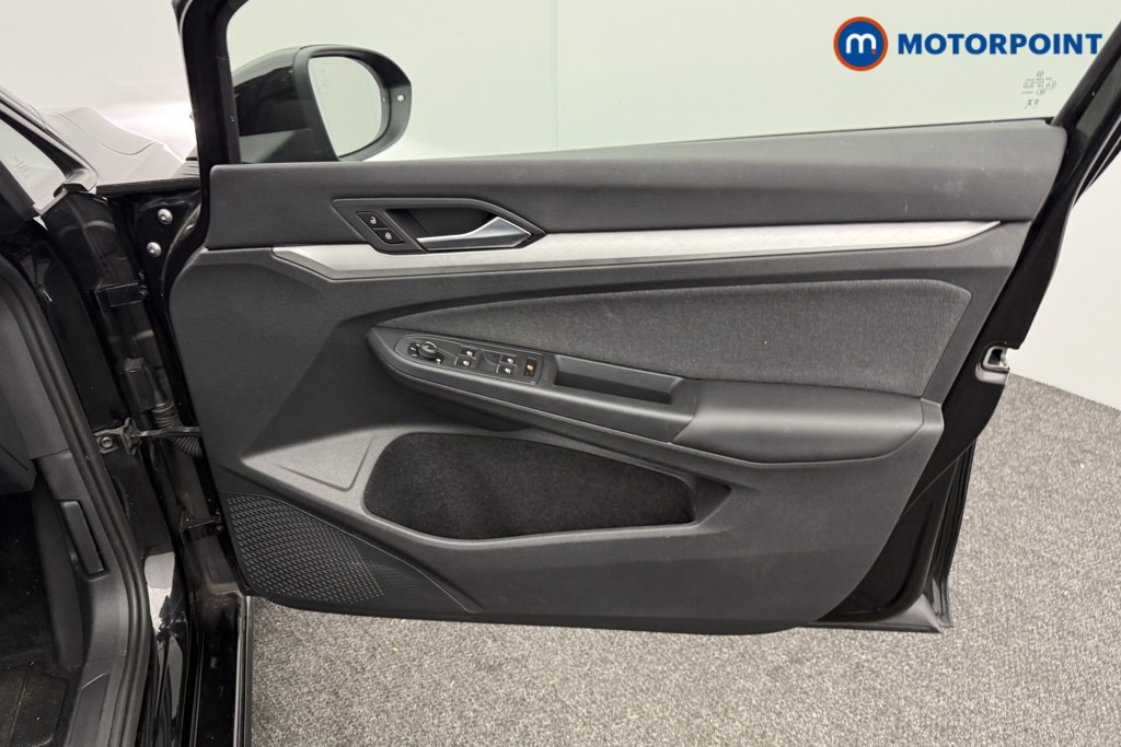 Volkswagen Golf Life Manual Petrol Hatchback - Stock Number (1600706) - 17th supplementary image