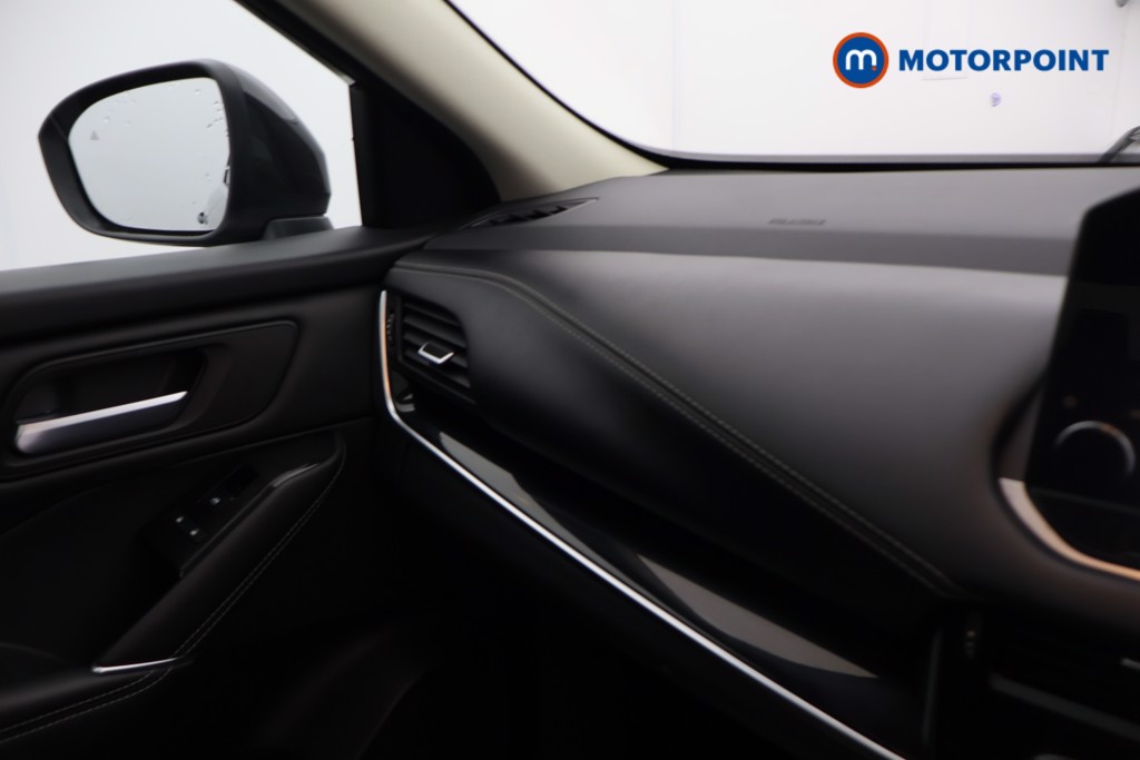 Nissan Qashqai N-Connecta Manual Petrol SUV - Stock Number (1601345) - 10th supplementary image