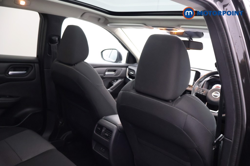 Nissan Qashqai N-Connecta Manual Petrol SUV - Stock Number (1601345) - 17th supplementary image
