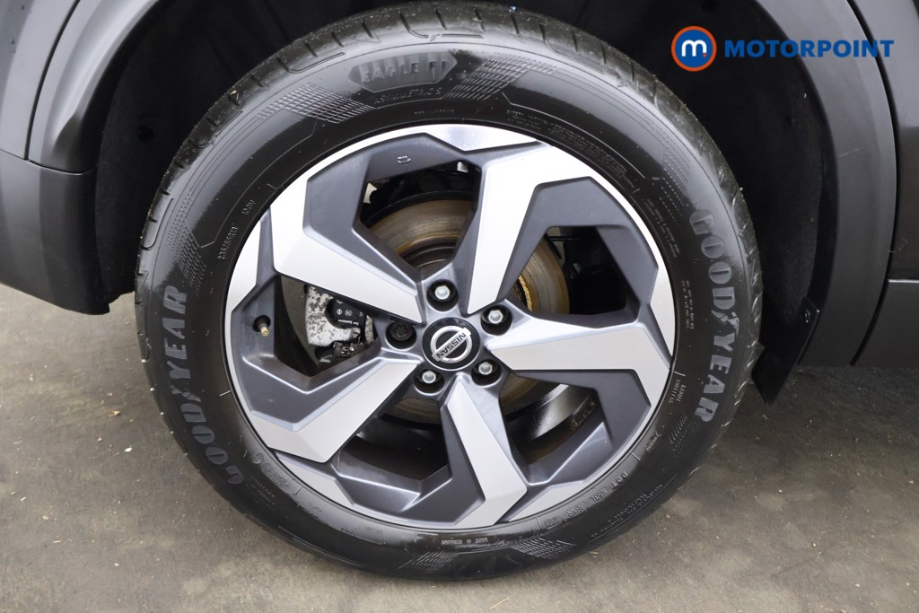 Nissan Qashqai N-Connecta Manual Petrol SUV - Stock Number (1601345) - 25th supplementary image