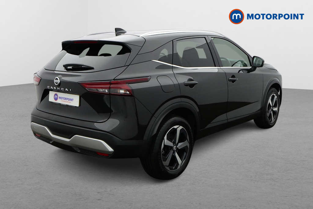 Nissan Qashqai N-Connecta Manual Petrol SUV - Stock Number (1601345) - Drivers side rear corner