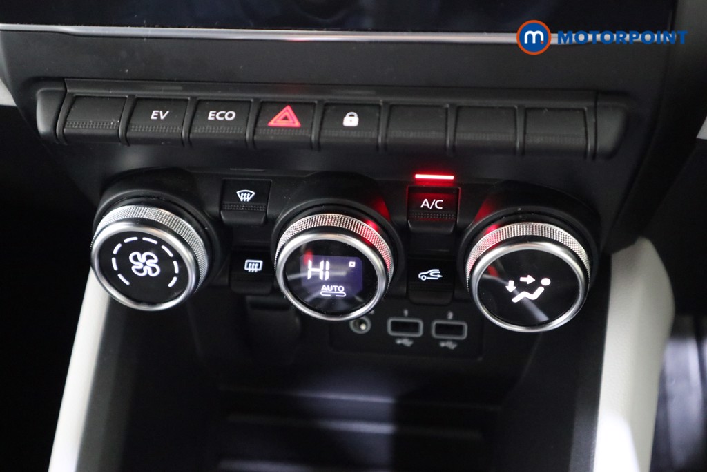 Renault Clio S Edition Automatic Petrol-Electric Hybrid Hatchback - Stock Number (1601727) - 7th supplementary image