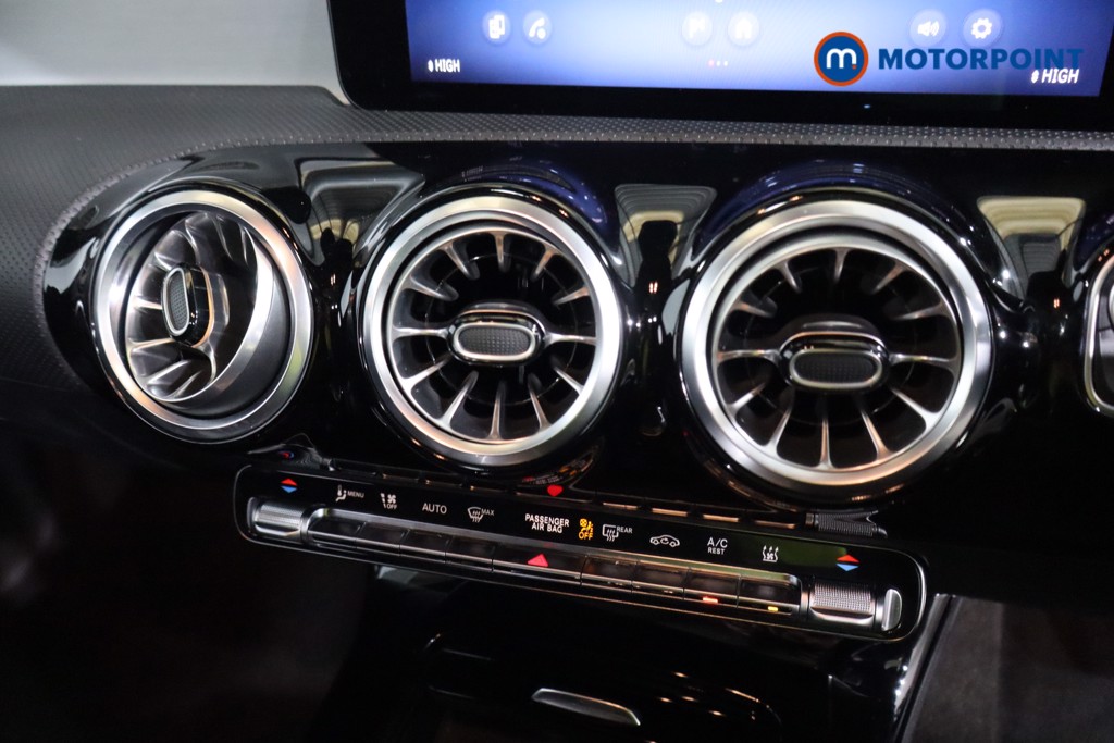 Mercedes-Benz CLA Amg Line Automatic Petrol Plug-In Hybrid Estate - Stock Number (1601729) - 12th supplementary image