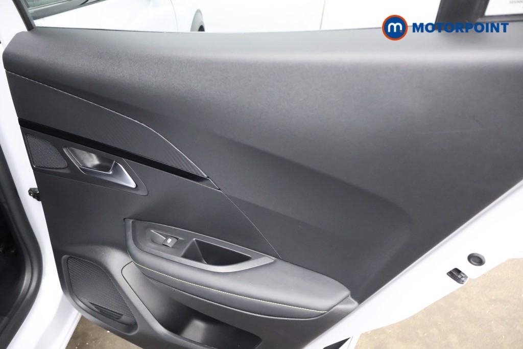 Peugeot 2008 GT Automatic Petrol SUV - Stock Number (1601790) - 16th supplementary image