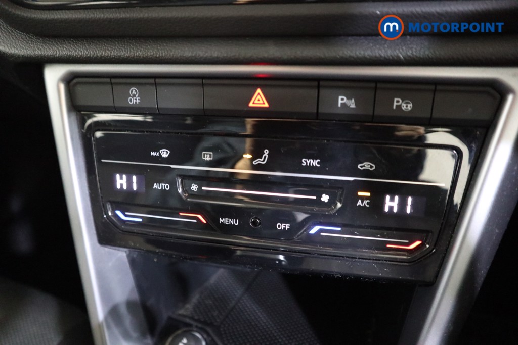 Volkswagen T-Roc Life Automatic Petrol SUV - Stock Number (1602002) - 7th supplementary image